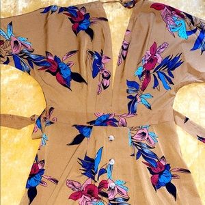 Pictures do this dress no justice perfect for the fall